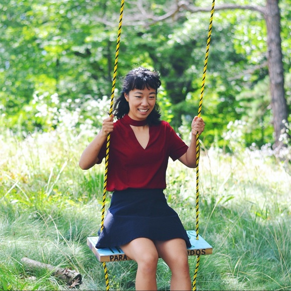 Maroon choker collar shift dress - Picture 4 of 4